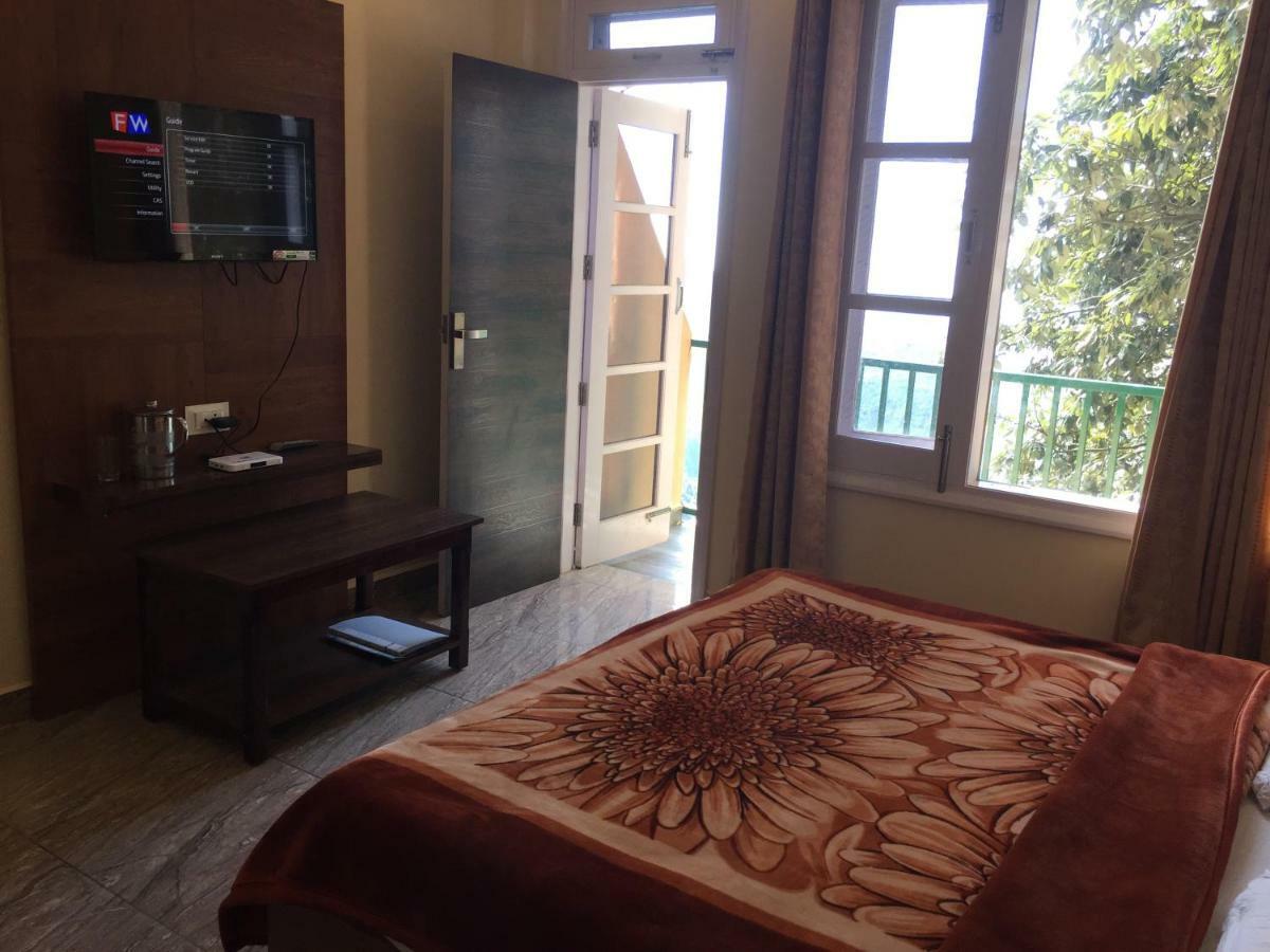 Hotel Monal 댈하우지 외부 사진